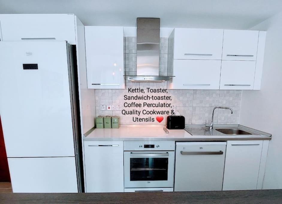 Будинок відпочинку Centre Luxury With Pool Near Dunya Ivf *